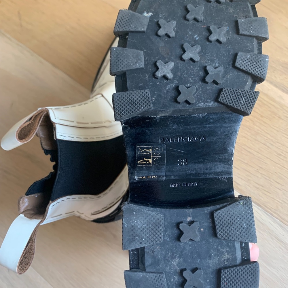 Balenciaga white ankle boots - Picture 4 of 5